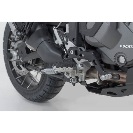 _SW-Motech EVO Footrest Kit Ducati Multistrada V4/V2 DesertX 22-.. | FRS.22.112.10201 | Greenland MX_