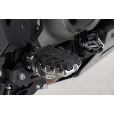 _SW-Motech EVO Footrest Kit Harley Davidson Pan America 21-.. | FRS.18.112.10000 | Greenland MX_